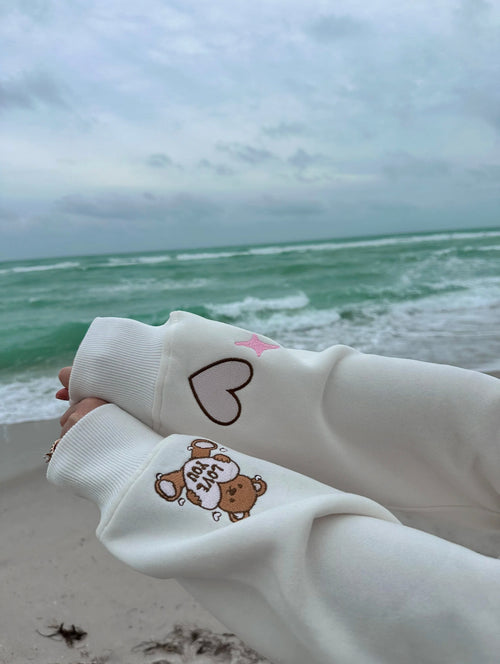 Beautiful Teddy Bear Printed Hoodie Women Hang On To Your Dreams Knowledge  Is Power Sweatshirt Cotton